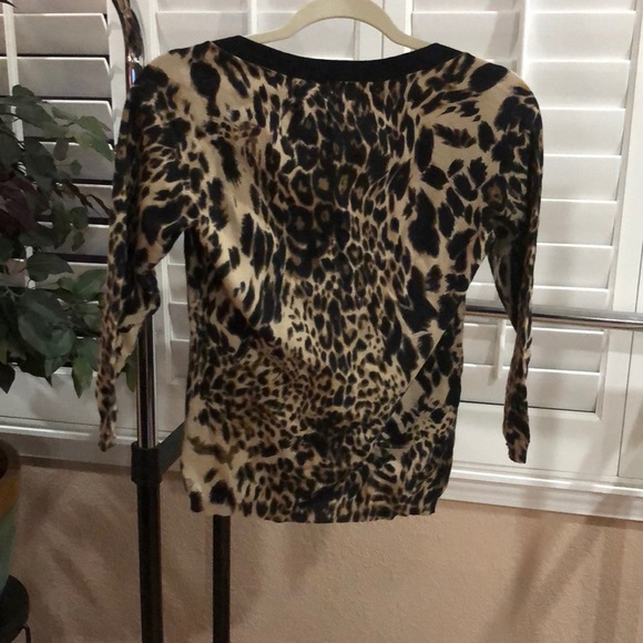 Moda International Leopard Top - Picture 3 of 3